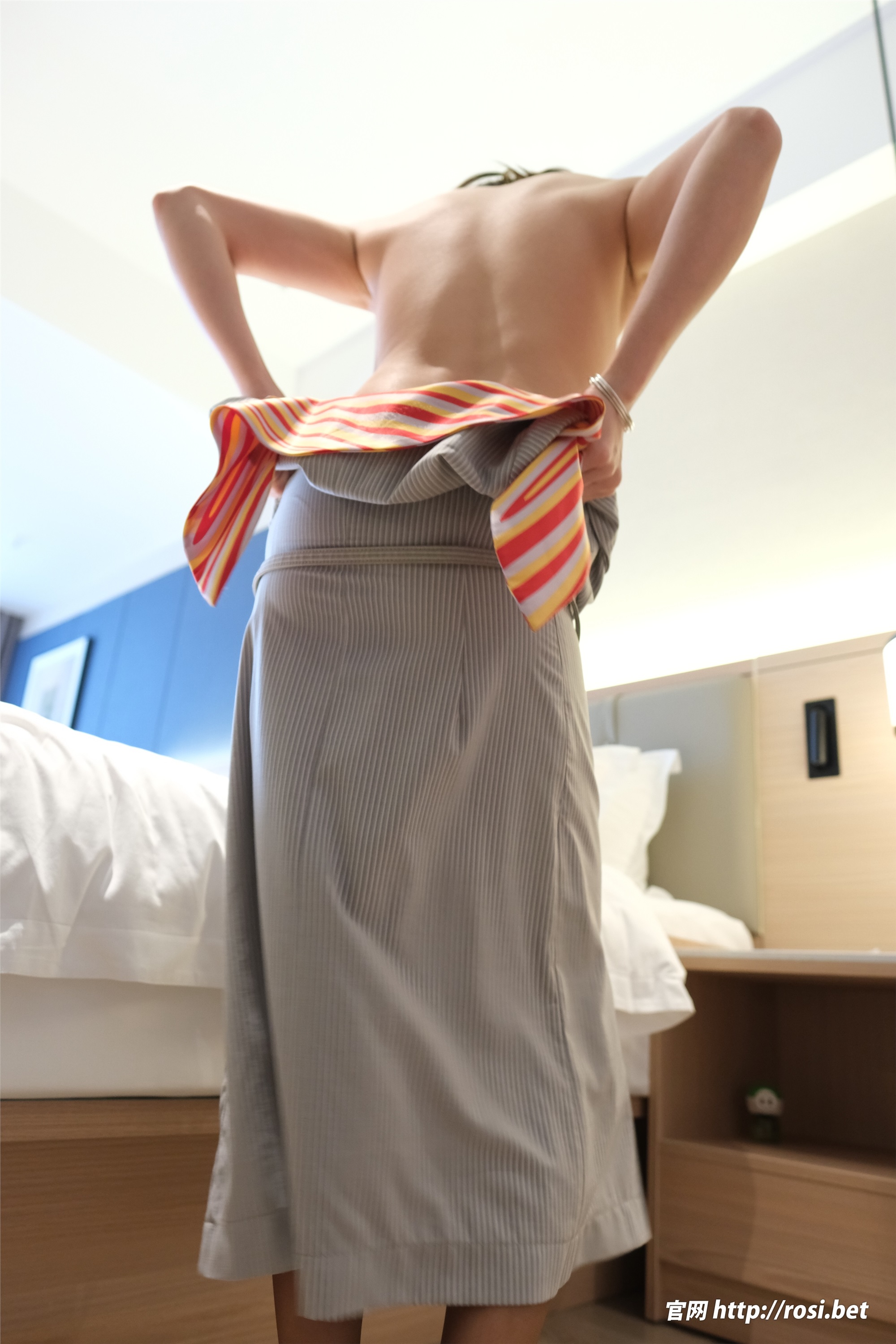 ROSI写真 2025.10.07 NO.5055